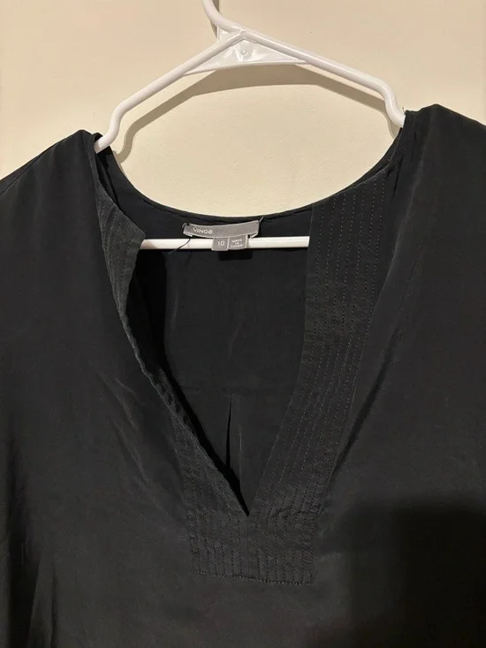 Vince Black Deep V Long Sleeve Tunic 100% Silk Size 10 - Picture 7 of 8